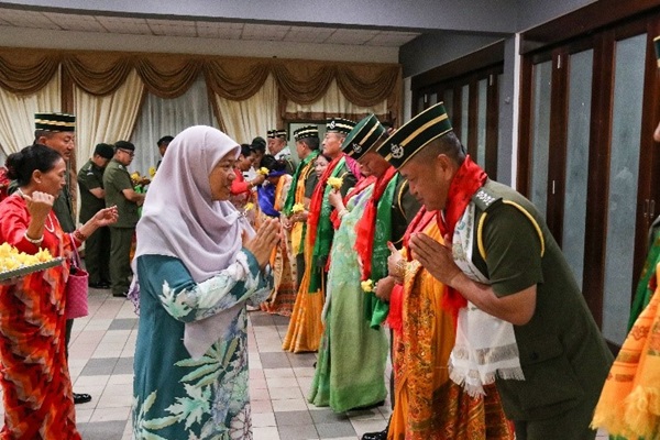 p 4.jpg