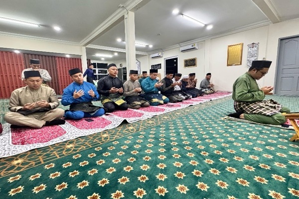 Hadir selaku tetamu kehormat – Komandan Pasukan Sekuriti Unit.jpg