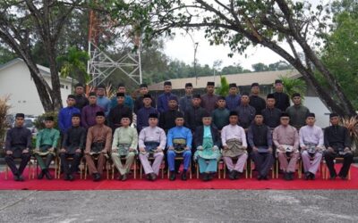 MAJLIS BERBUKA PUASA BERSAMA SETIAUSAHA TETAP KEMENTERIAN PERTAHANAN  DAN MANTAN-MANTAN KOMANDAN PASUKAN SEKURITI GURKHA